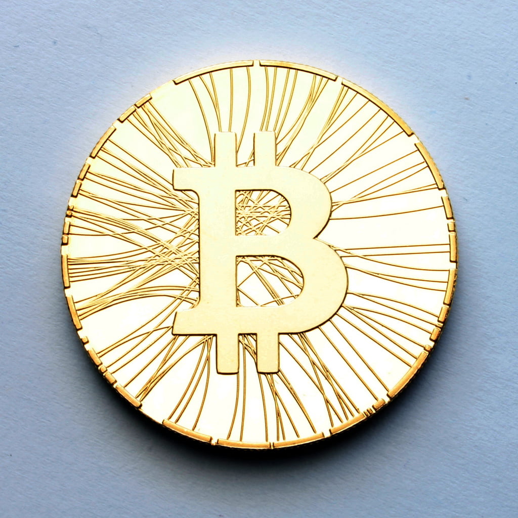 Primele contracte futures pe bitcoin au intrat la tranzacționare | femeiademaine.ro