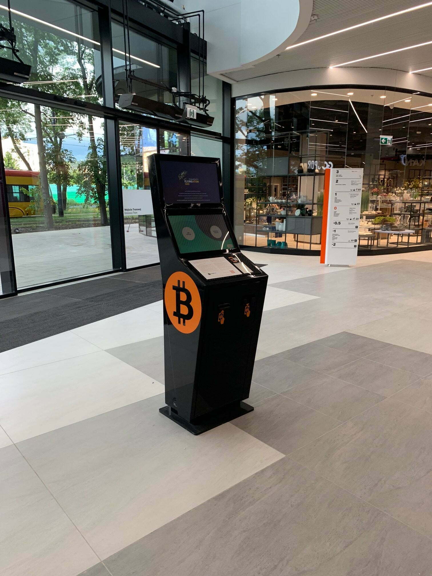 Auchan Titan - Bitcoin și bancomatele unde poți face tranzacții