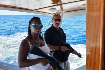 John McAfee aresztowany? Grozi ujawnieniem tajnych informacji