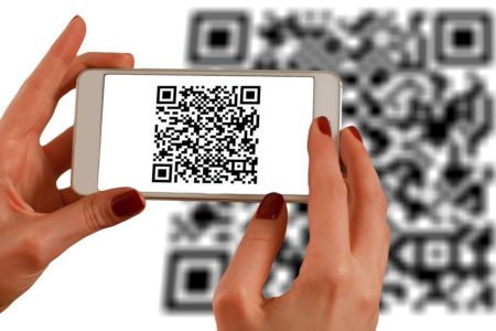 Fałszywe kody QR okradną Cię z Bitcoina!