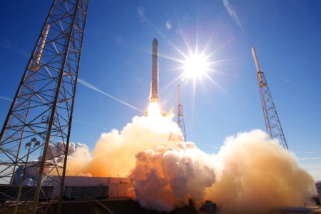 SpaceX wyniósł Blockchain na Międzynarodową Stację Kosmiczną | 260% zysku w jeden dzień