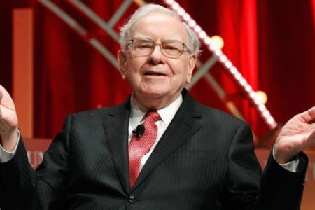 Warren Buffett inwestuje tu 300 miliardów dolarów. 'Więcej, niż Fed’. Ryzykuje upadek Berkshire Hathaway?