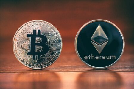 Prognozy cen Bitcoin-a (BTC) i Ethereum (ETH) na sierpień 2024: ekspert wskazuje ile będą warte poszczególne kryptowaluty