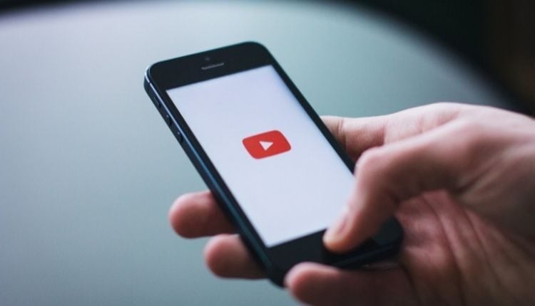 Youtube zaostrza walkę z treściami AI. Teraz będą flagowane automatycznie