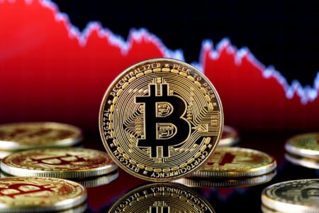 Bitcoin zanurkował do 43 000 USD | Co dalej z ceną BTC?