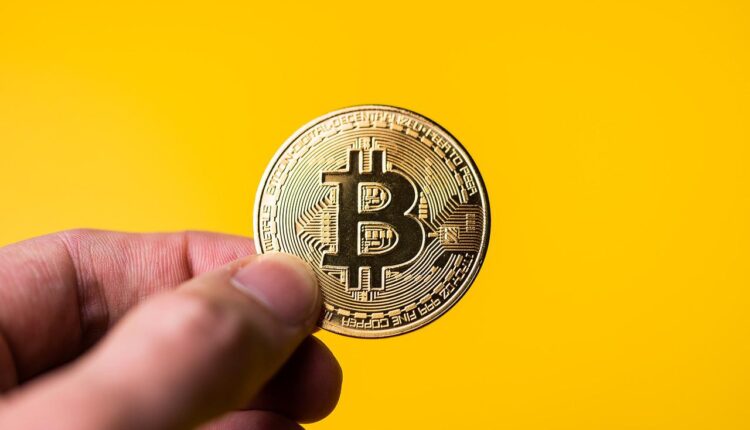 Analityk: bitcoin po 10 000 USD jeszcze w tym roku? Przyczyną ma być… mroźna zima?