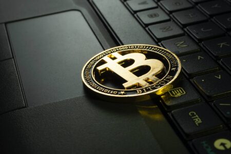 Wielki test dla kryptowalut. Czy przetrwają nadchodzący kryzys?