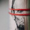 Widok Lincolna z zawiązanymi oczami