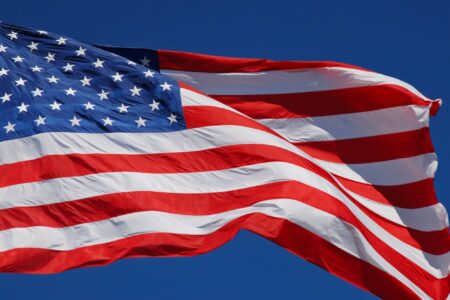 USA ostrzega – Rosja wykorzystuje kryptowaluty do omijania sankcji. Czy to koniec Eldorado dla krypto?