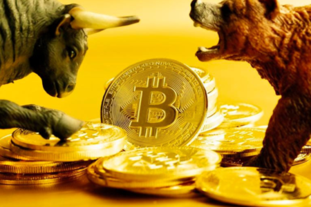 Analitycy ostrzegają przed dalszymi spadkami – Bitcoin walczy na poziomie 20 tys USD