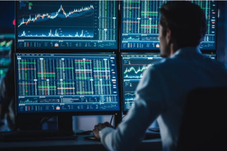Scentralizowane giełdy tracą Bitcoiny. Największy odpływ od miesięcy