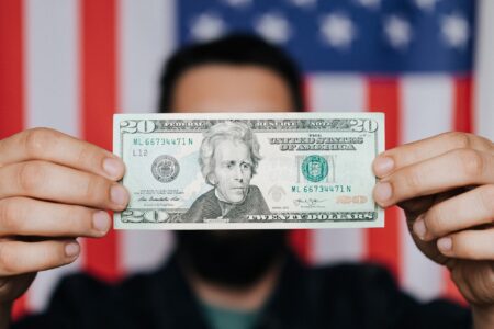 Genesis może być zadłużone na 2,8 miliarda