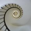 Spirala schodów w górę