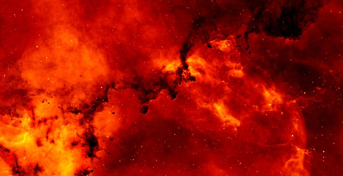 Widok krwawej mgławicy gwiazd