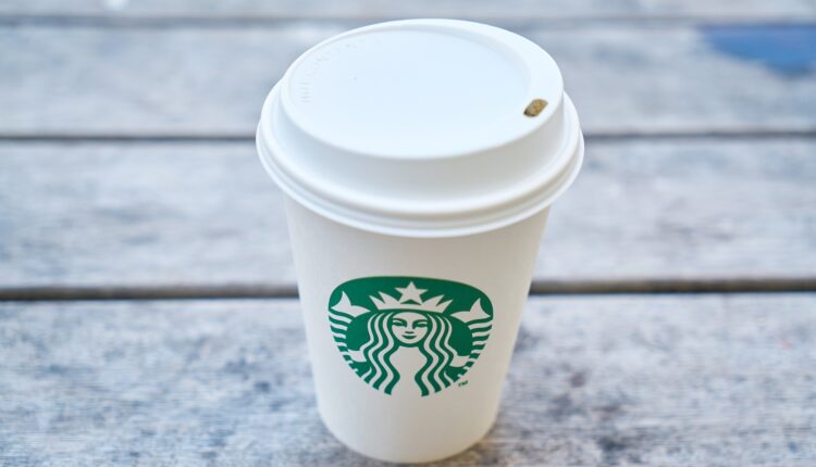 Starbucks wprowadza program nagród NFT
