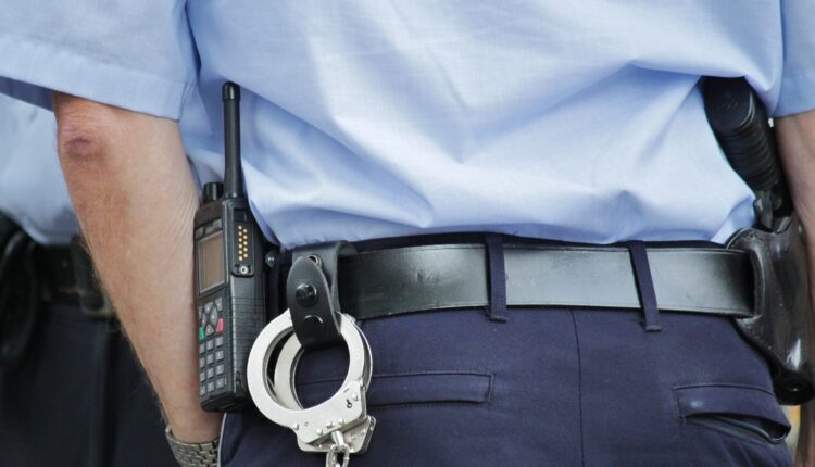 Policjant kupił krypto i został milionerem