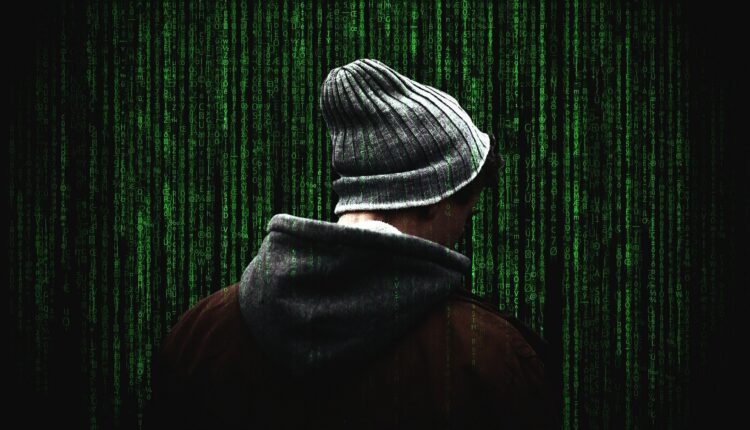 Influencer padł ofiarą cyberataku przez reklamę Google