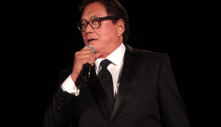 Co praca Twojego sąsiada ma wspólnego z recesją? Robert Kiyosaki odpowiada