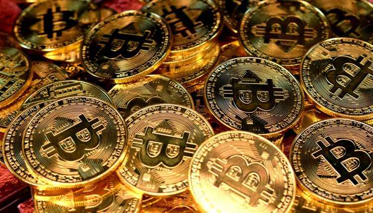 Zdjęcie złotych monet BTC