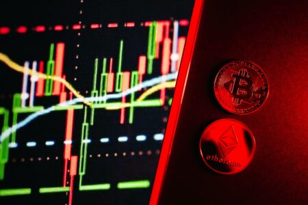 Morgan Stanley: Kryptowaluty i technologie oberwą bardziej niż wszyscy myślą. Dot-com bubble 2.0?
