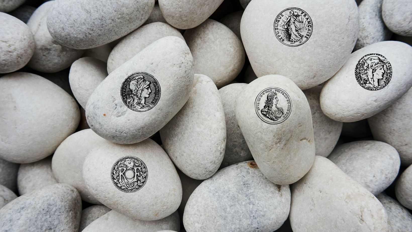 Kamienie z wizerunkami monet
