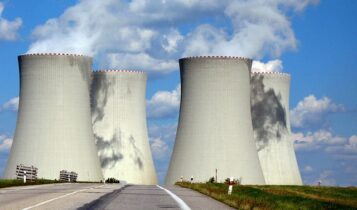 Kominy elektrowni jądrowej