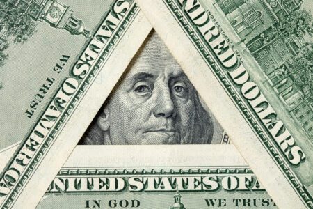 Wall Street ukrywa olbrzymią piramidę finansową? Citadel lobbuje przeciwko SEC