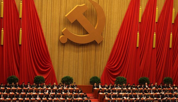 Chiny mają przepis na problemy technologiczne: więcej partyjnej kontroli. No genialne, co mogłoby pójść nie tak…