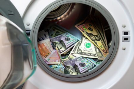 Sztuczna inteligencja Google będzie przeciwdziałać praniu pieniędzy