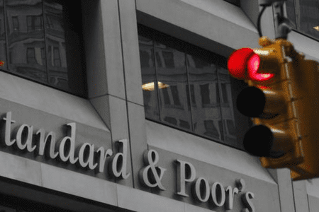 S&P wycofuje się rakiem z uwzględniania ESG w ocenie wiarygodności
