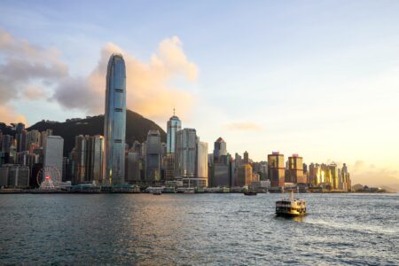 Hongkong rzeczywiście staje się kryptowalutową stolicą. Kolejna firma otrzymała licencję