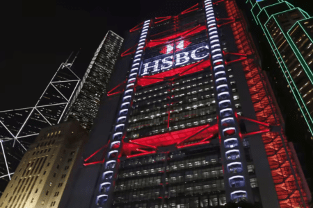 Rychło w czas: HSBC wstrzymuje transfery z Rosji i Białorusi