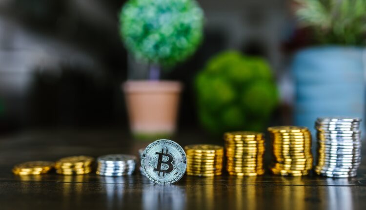 Bitcoin przed 'krzyżem śmierci’ – wróci do spadków? Bycza koniunkcja wyhamowuje