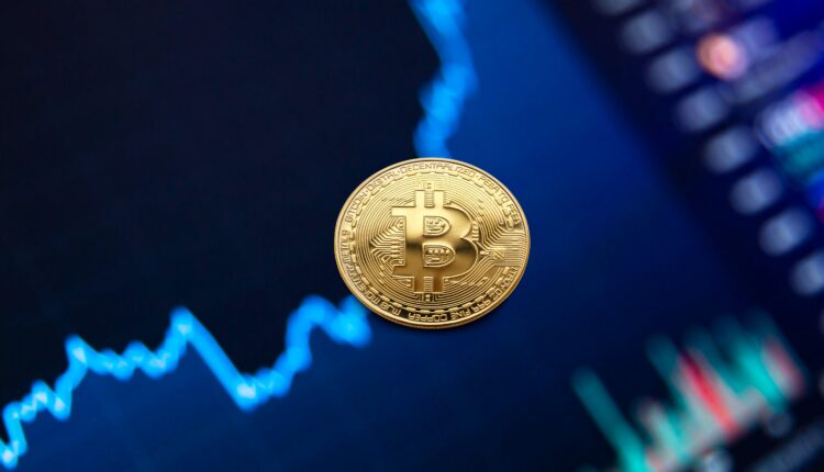 Z ostatniej chwili: Wystrzał Bitcoina, 70 mln USD shortów padło w 2 godziny! Co się dzieje?