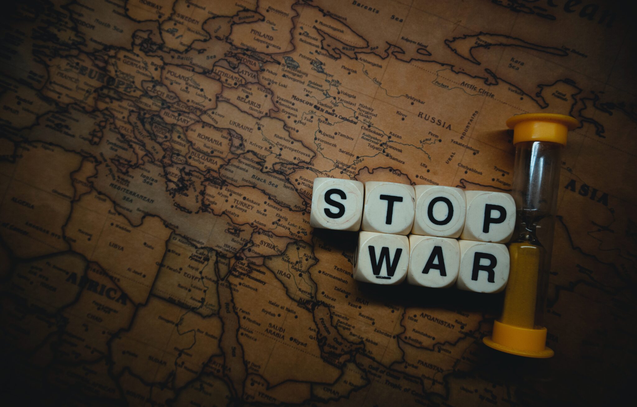 Mapa Bliskiego Wschodu i 'Stop War'