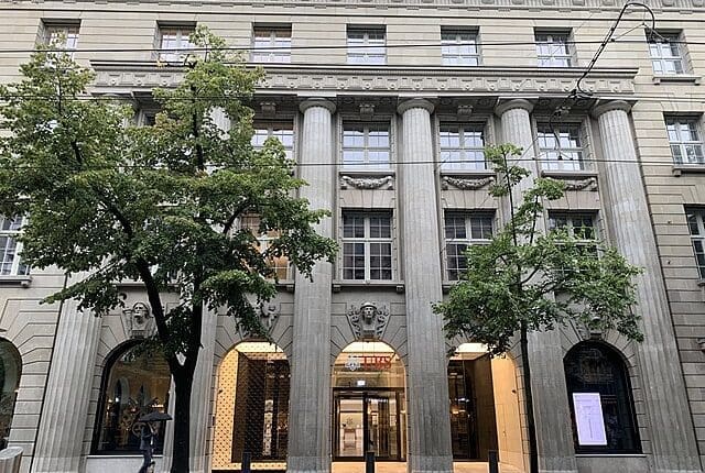 UBS żałuje przejęcia upadłego banku? Nie tak to miało wyglądać