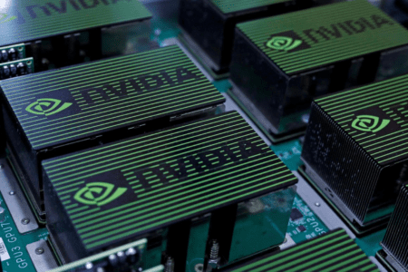 Nvidia w kłopotach. Opóźniony chip, zarzuty kradzieży i obchodzenia prawa
