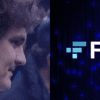 twarz sama bankmana-frienda skierowana w prawo oraz logo FTX na niebieskim tle