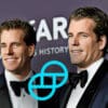 właściciele Genesis Global, bracia Winklevoss