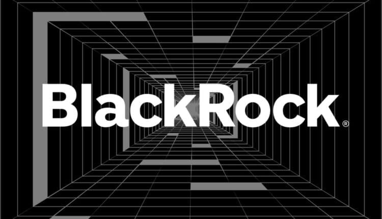 Logo BlackRock z czarnym tunelem w tle