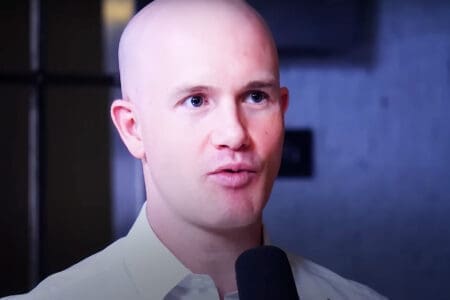 Kto by pomyślał! Szef Coinbase chce harmonijnej współpracy z SEC