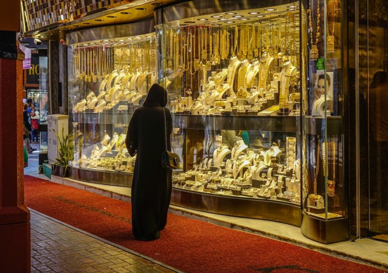 Iran – witryna sklepu z biżuterią ze złota