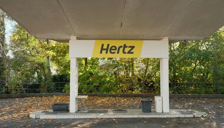 Hertz rezygnuje z samochodów elektrycznych. Co proponuje w zamian?