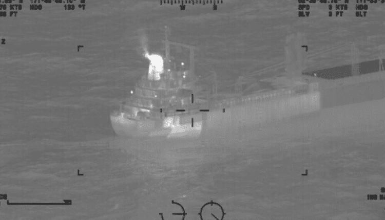 Pożar statku-pułapki ugaszony. Jednostka przewożąca baterie płonęła przez sześć dni