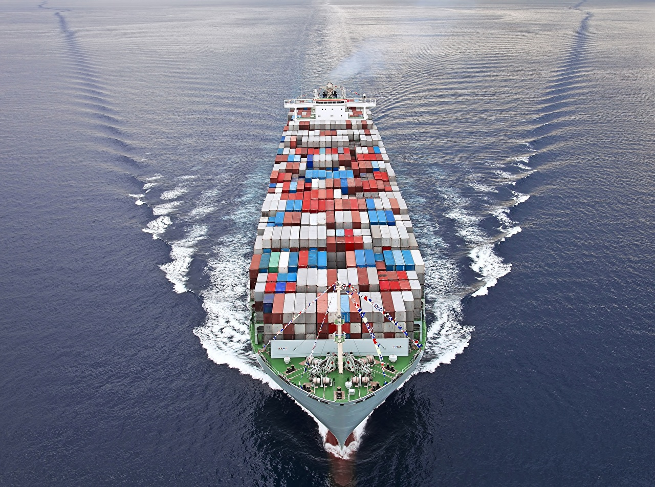 statek handlowy – kontenerowiec