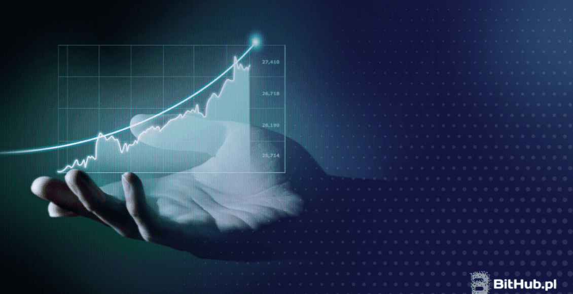Grafika ciemnoniebieska przedstawiająca wykres rosnący na dłoni inwestora