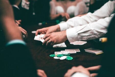 Wariat zarobił 6,9 mln USD na BONK. Teraz znowu wszedł 'all-in’. Co kupił tym razem?