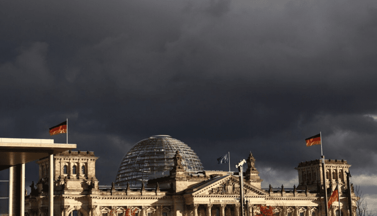 Niemcy: pieniądze się kończą. W budżecie zieje czarna dziura, ostrzega minister finansów