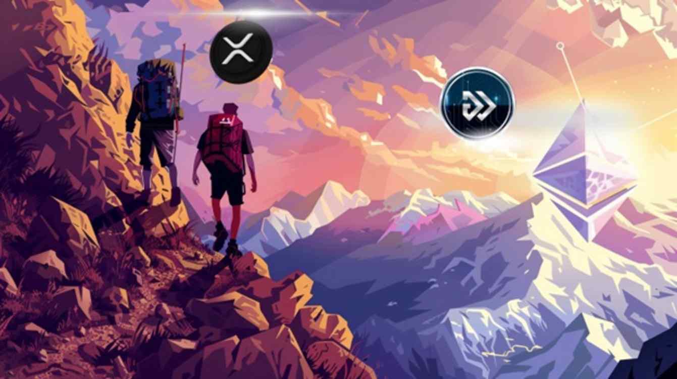 Alpiniści spacerujący po górach. W tle logo Ethereum, XRP i Algotech.