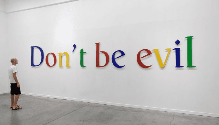 Czy wyszukiwanie w Google będzie płatne? Moloch rozważa rewolucję w podejściu